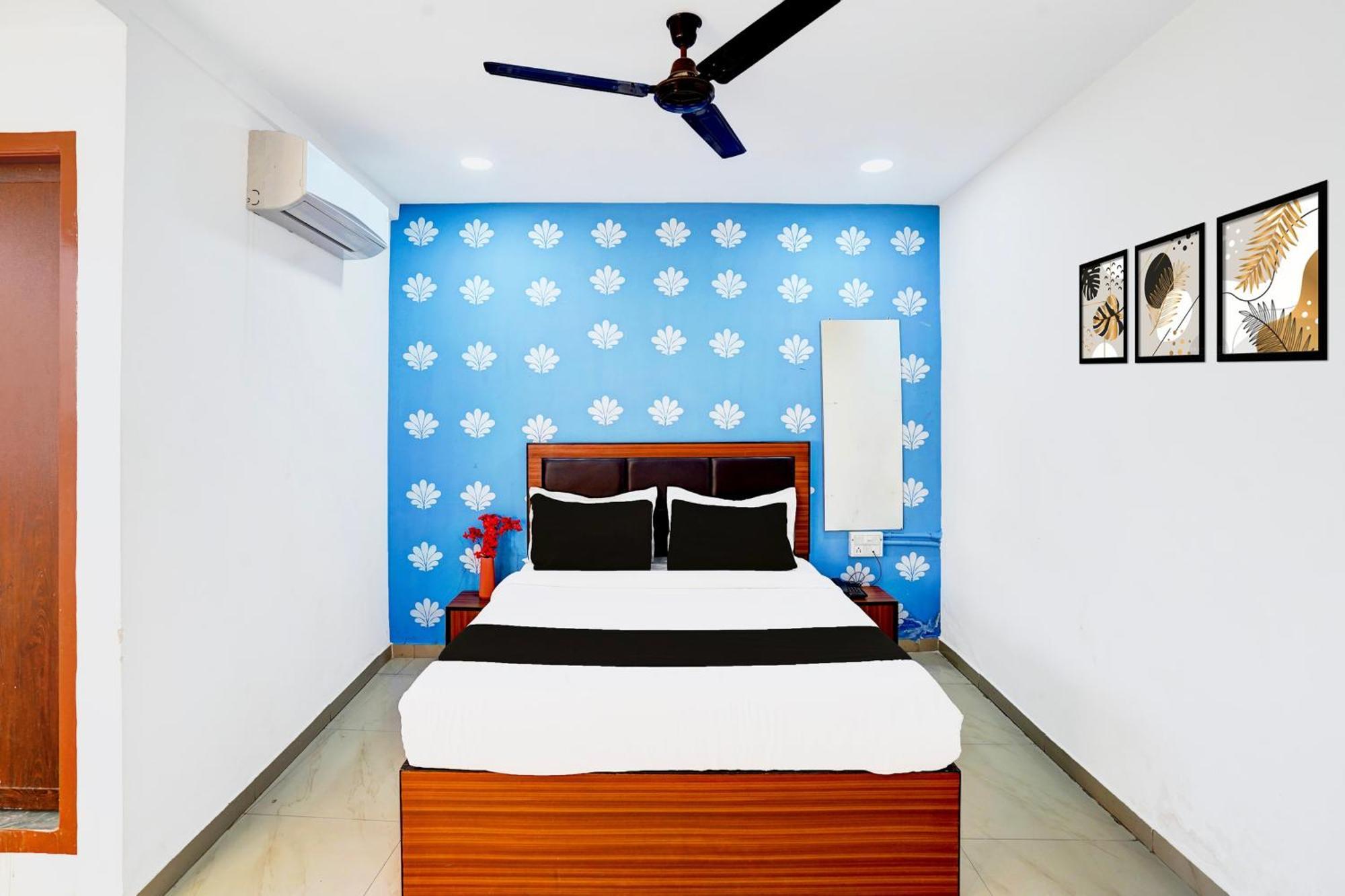 Super Hotel O Geeta Mandir Formerly Hotel Green Park Ahmedabad Exterior foto